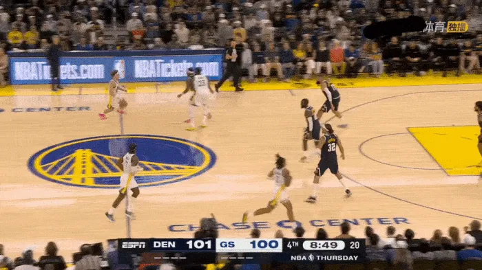 半岛体育-包含今晚费城76人手感冰凉——NBA常规赛节点到来；更衣室稳定；临场指挥获称赞的词条